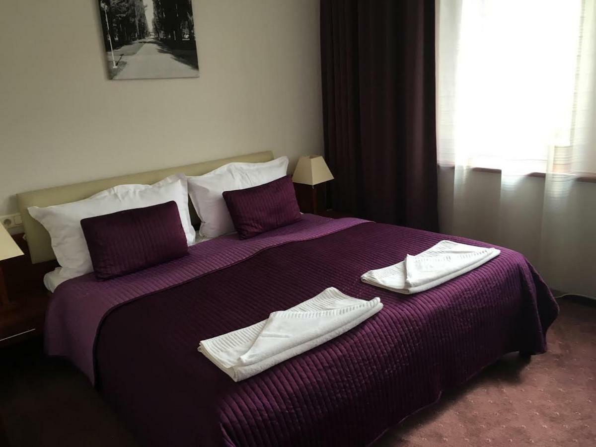 Hotel Park Avenue **** Piest'any Eksteriør bilde